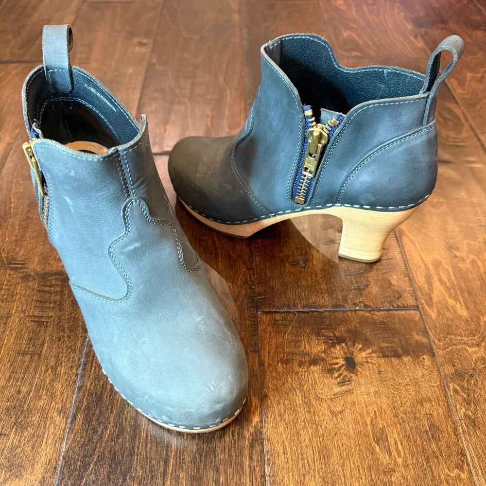Swedish Hasbeens Zip it Emy Clog Booties Boots Grey US size 7 Bohemian Fall